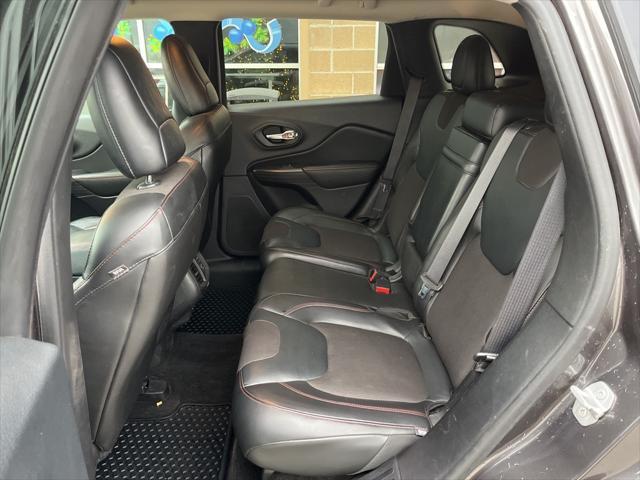 used 2015 Jeep Cherokee car, priced at $15,995