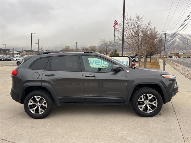 used 2015 Jeep Cherokee car, priced at $15,995