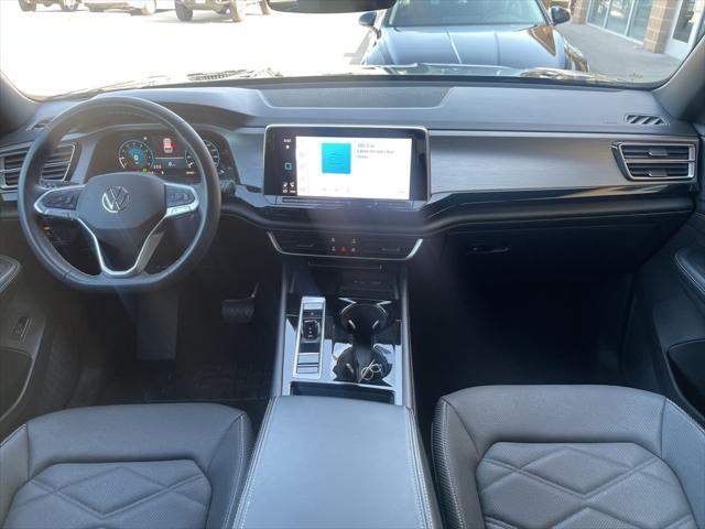 used 2024 Volkswagen Atlas Cross Sport car, priced at $31,995