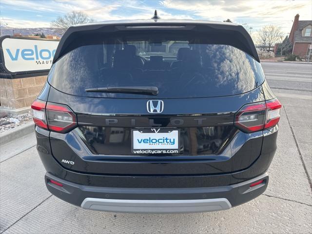 used 2023 Honda Pilot car, priced at $37,995