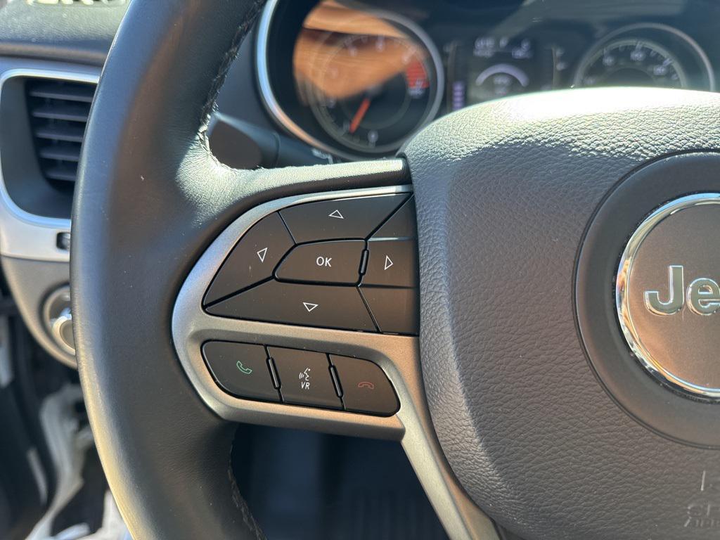 used 2019 Jeep Cherokee car, priced at $14,995