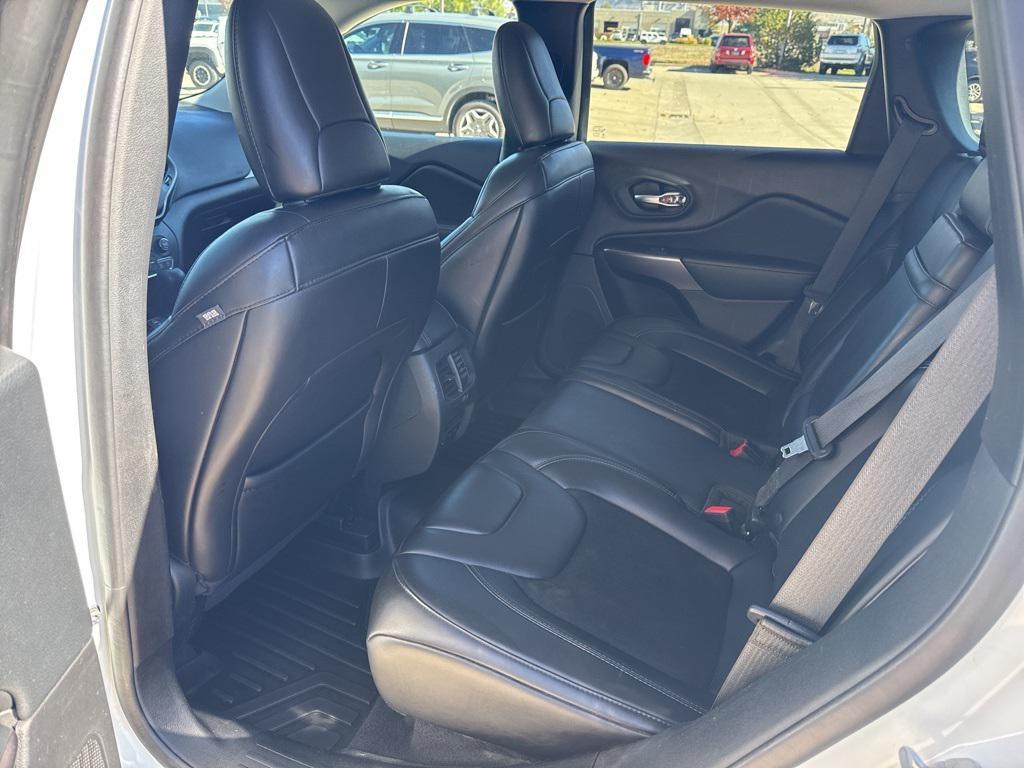 used 2019 Jeep Cherokee car, priced at $14,995