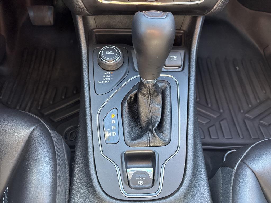 used 2019 Jeep Cherokee car, priced at $14,995