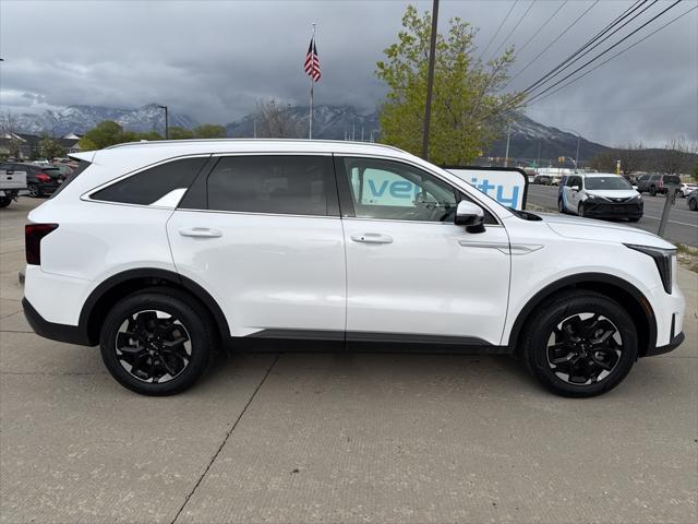 used 2024 Kia Sorento car, priced at $30,995