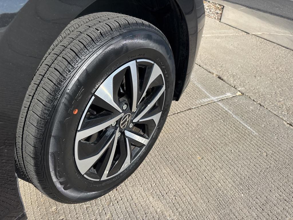 used 2024 Volkswagen Jetta car, priced at $17,995