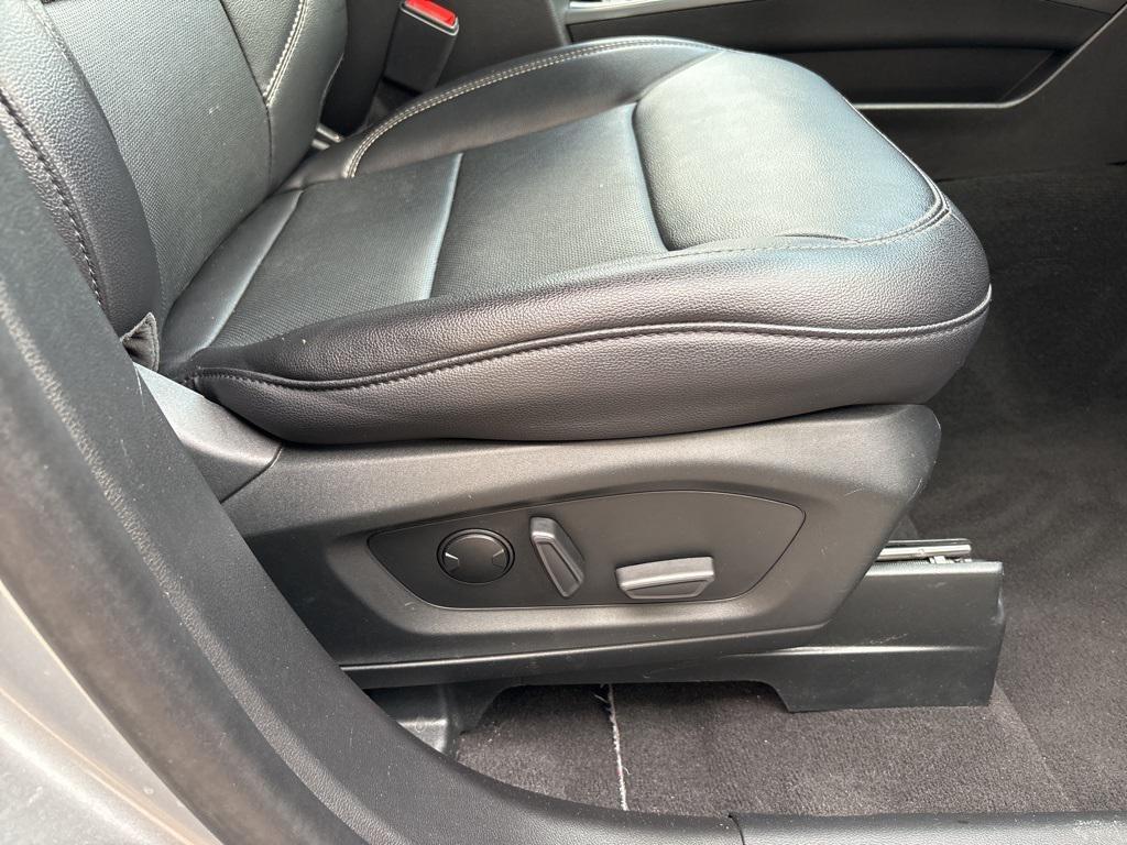 used 2023 Ford Explorer car, priced at $28,995