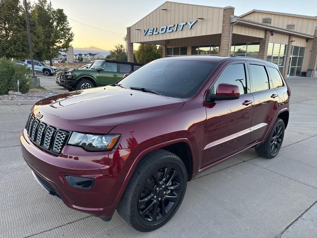 used 2022 Jeep Grand Cherokee car, priced at $27,995