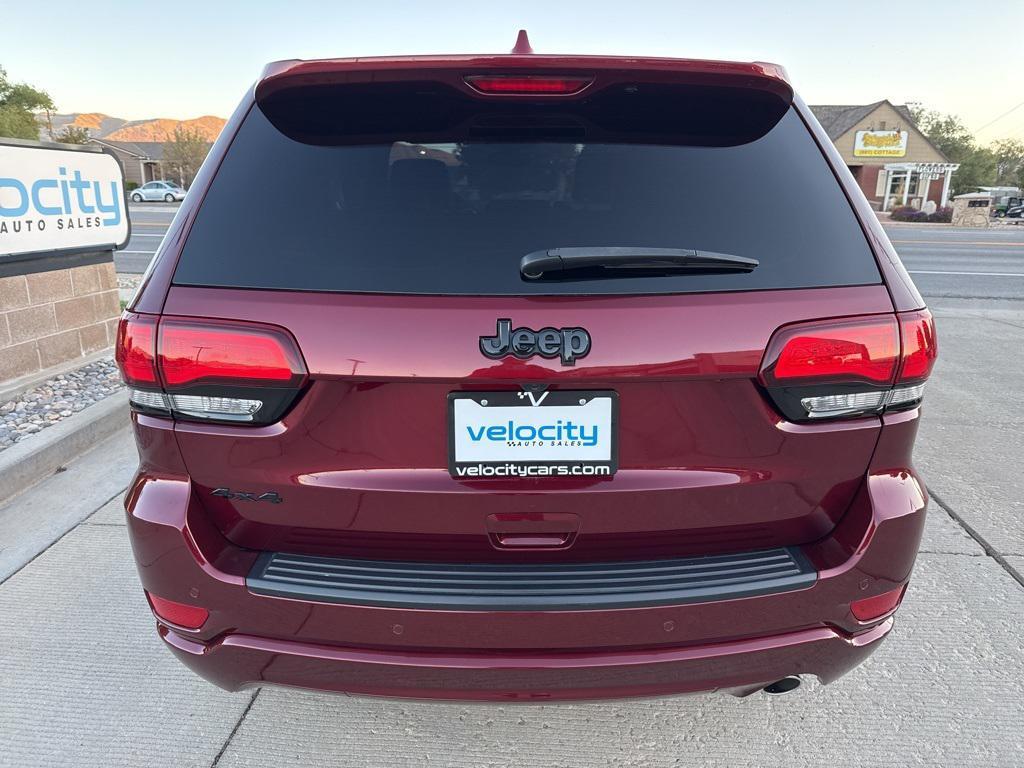 used 2022 Jeep Grand Cherokee car, priced at $27,995