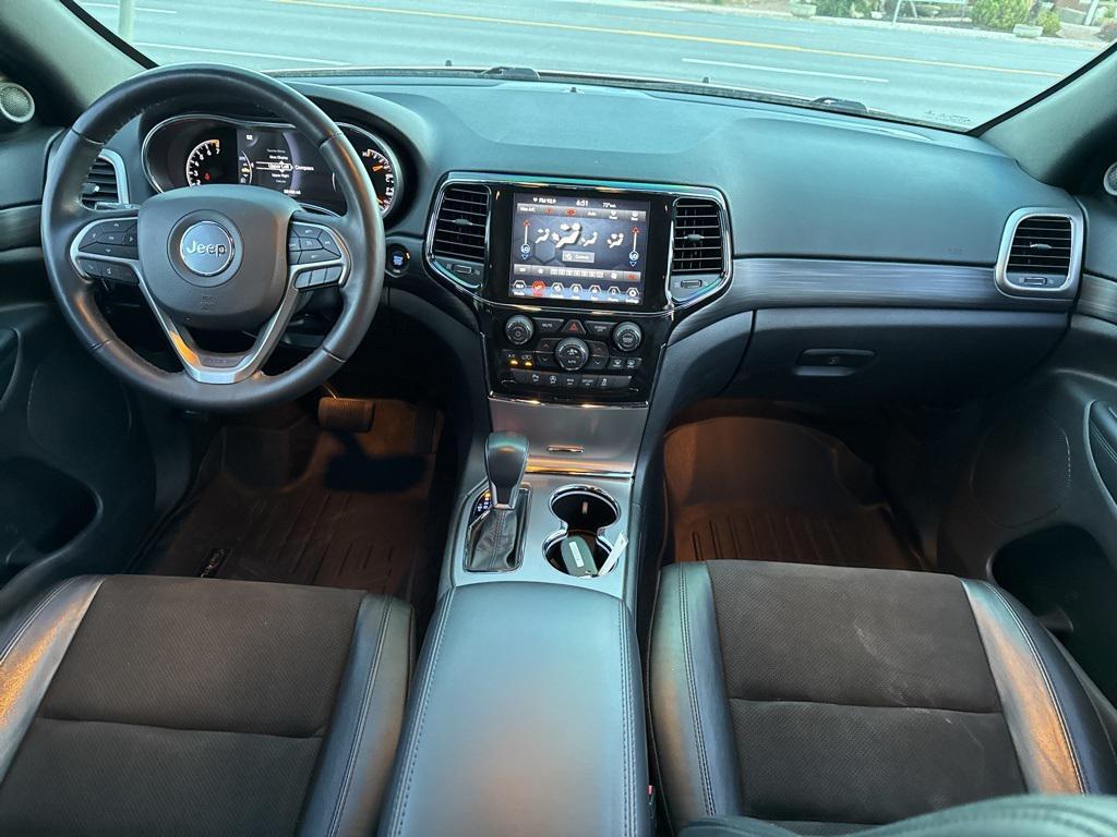 used 2022 Jeep Grand Cherokee car, priced at $27,995