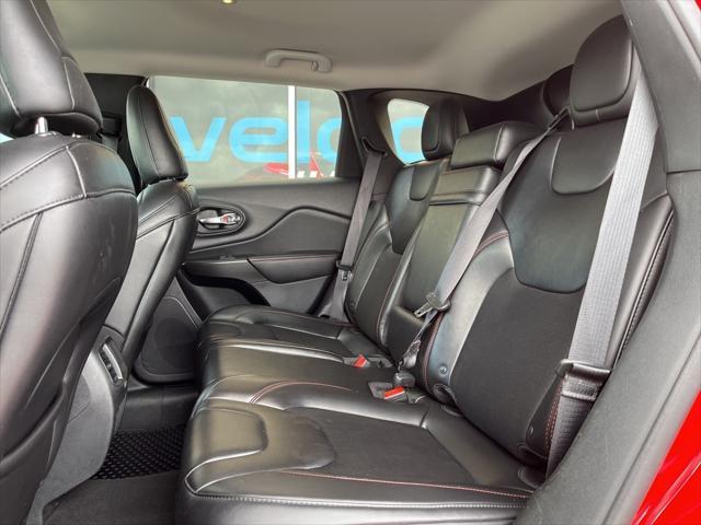 used 2019 Jeep Cherokee car, priced at $15,995