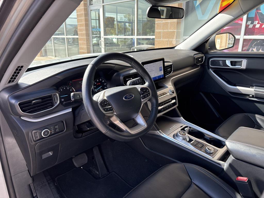 used 2024 Ford Explorer car, priced at $26,995