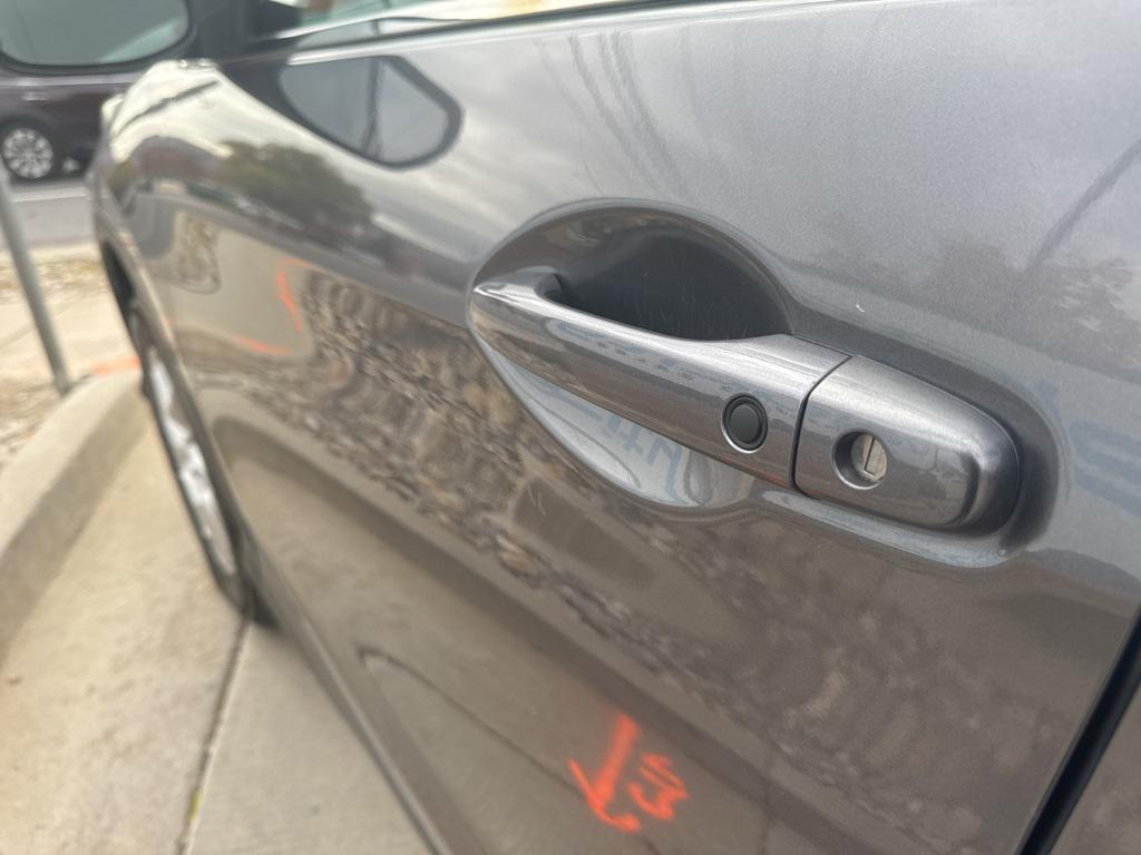 used 2015 Honda CR-V car, priced at $12,995