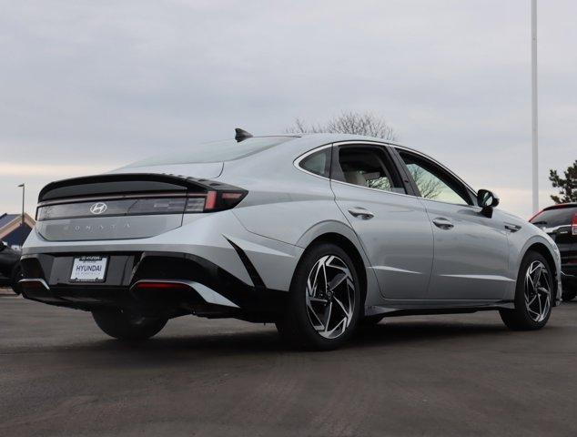 new 2024 Hyundai Sonata car, priced at $31,905