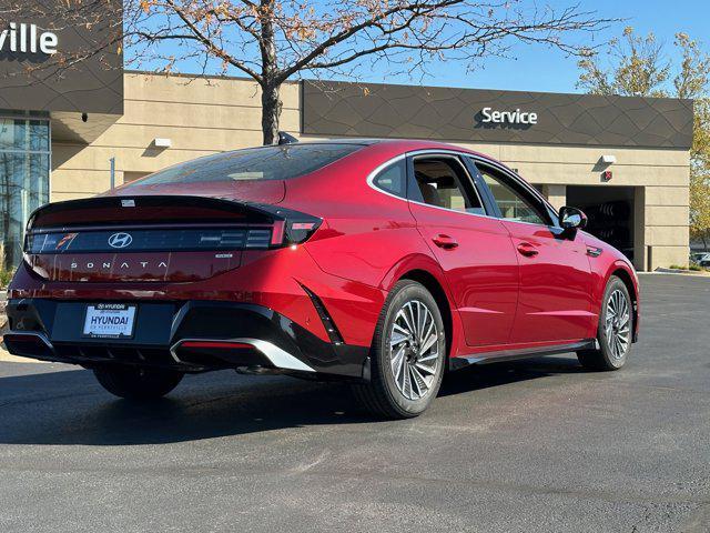 new 2025 Hyundai Sonata Hybrid car, priced at $39,580