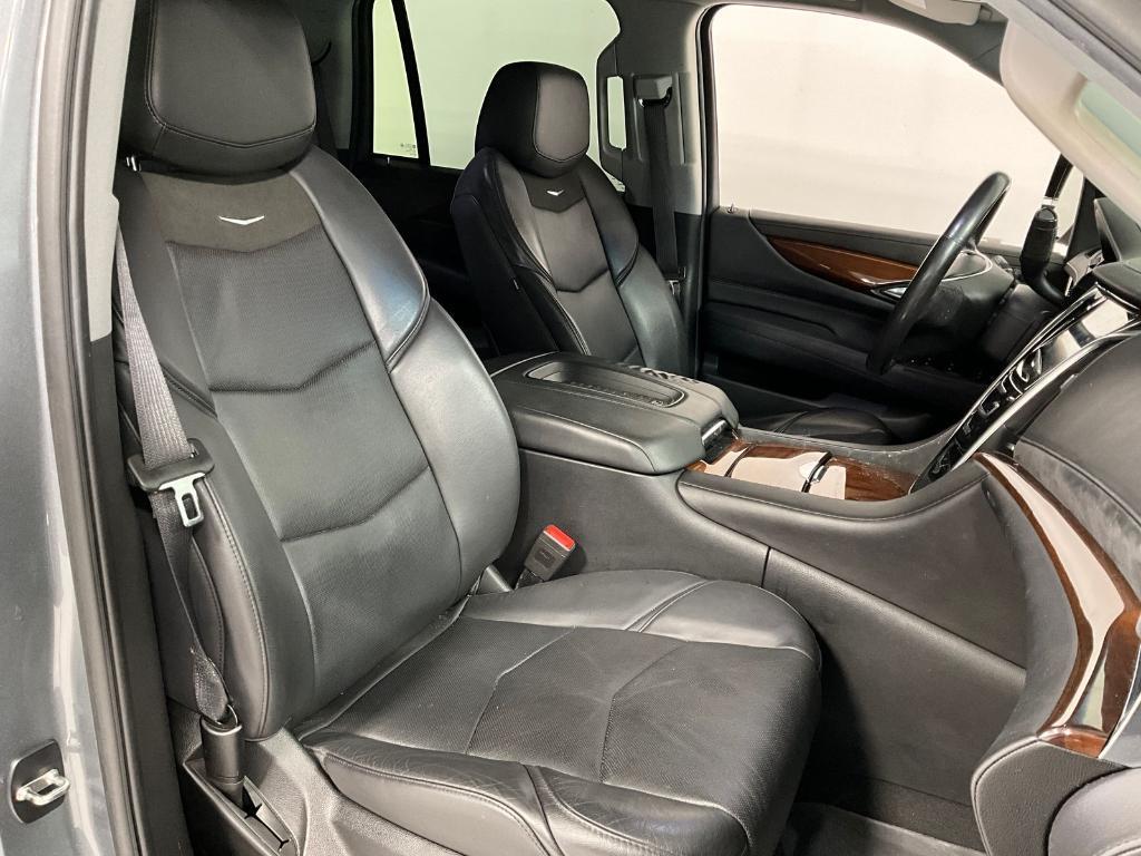 used 2018 Cadillac Escalade car, priced at $32,400