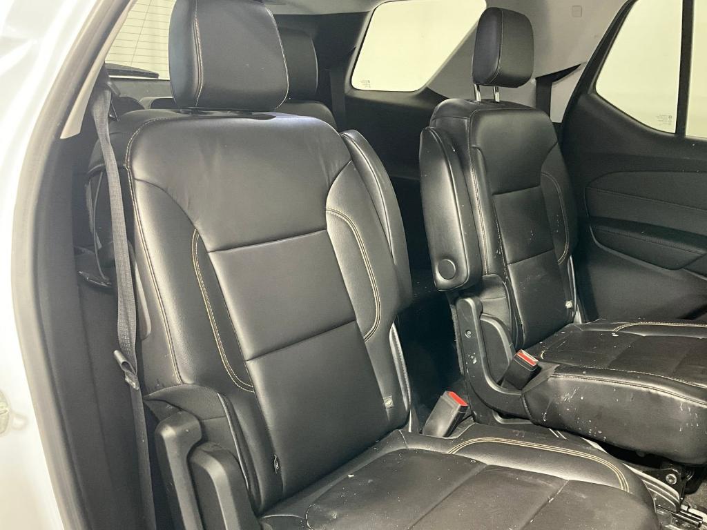 used 2018 Chevrolet Traverse car, priced at $15,900