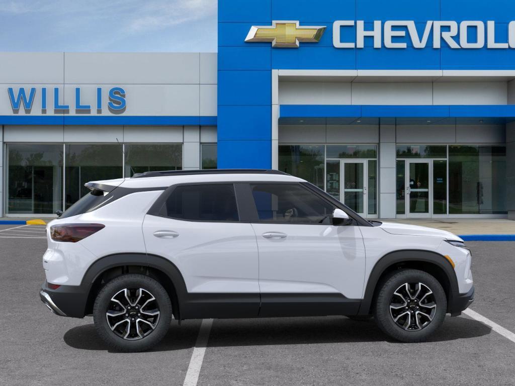 new 2025 Chevrolet TrailBlazer car, priced at $31,809