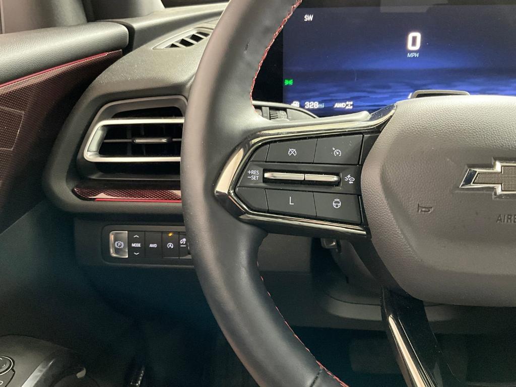 used 2024 Chevrolet Traverse car, priced at $52,900