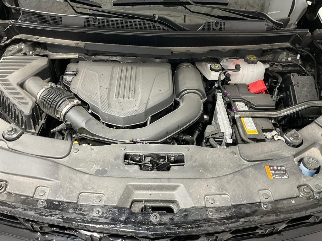 used 2024 Chevrolet Traverse car, priced at $52,900