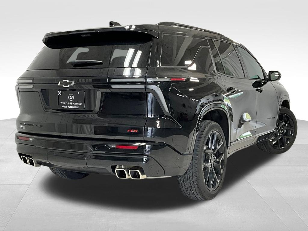 used 2024 Chevrolet Traverse car, priced at $52,900