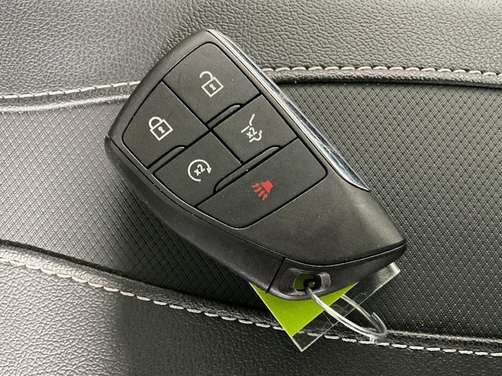 used 2024 Chevrolet Traverse car, priced at $52,900