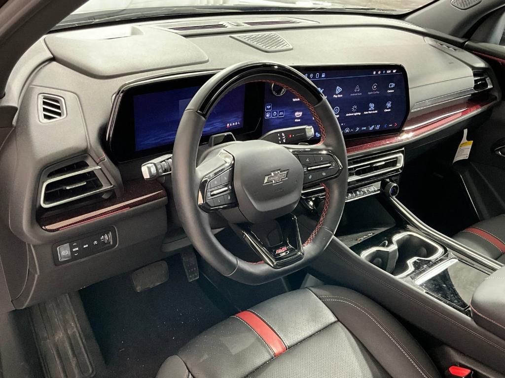 used 2024 Chevrolet Traverse car, priced at $52,900