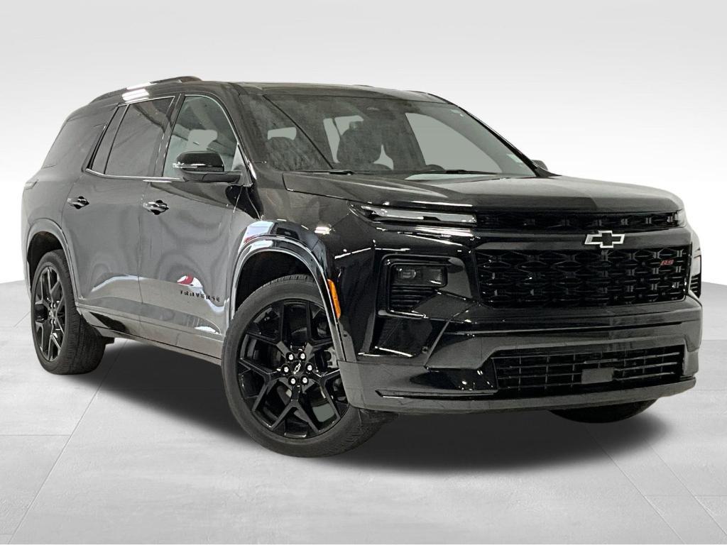 used 2024 Chevrolet Traverse car, priced at $52,900