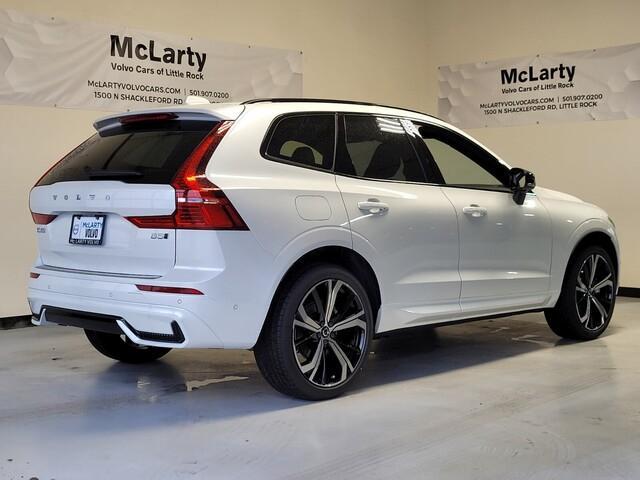 new 2025 Volvo XC60 car, priced at $60,660