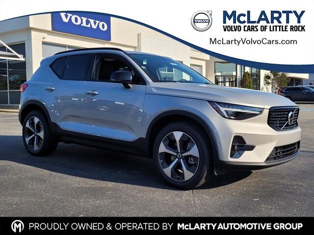 new 2025 Volvo XC40 car, priced at $48,315