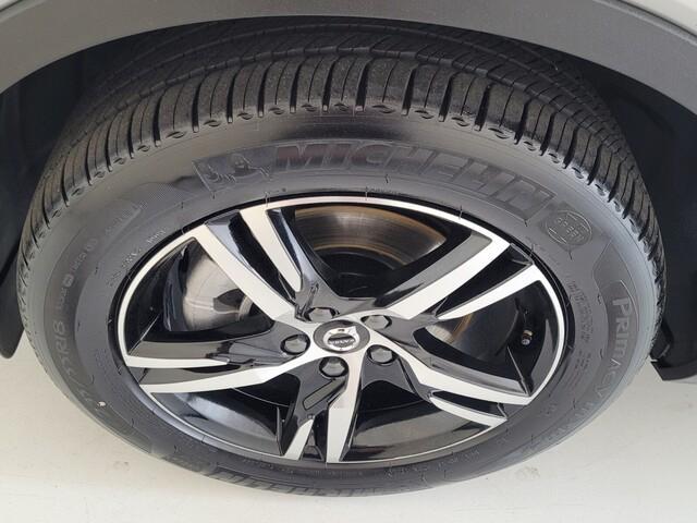 used 2025 Volvo XC40 car, priced at $39,890