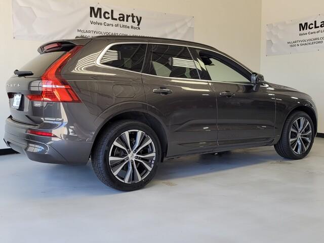 used 2022 Volvo XC60 car, priced at $36,490