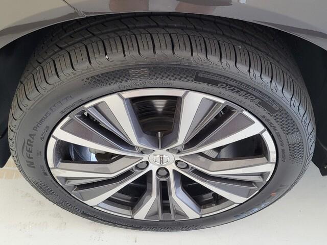 used 2022 Volvo XC60 car, priced at $36,490