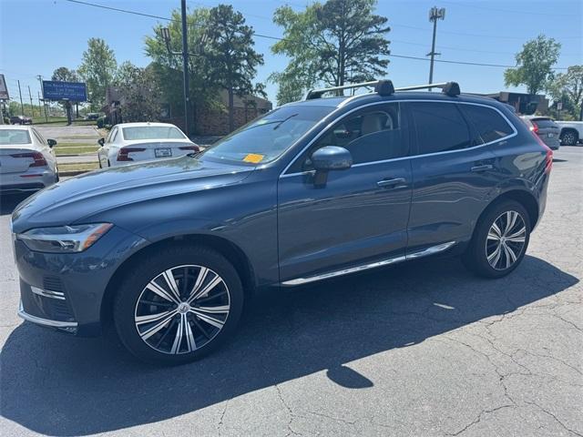 used 2022 Volvo XC60 car, priced at $39,990