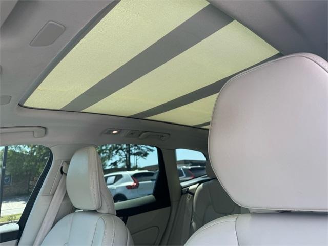 used 2022 Volvo XC60 car, priced at $39,990