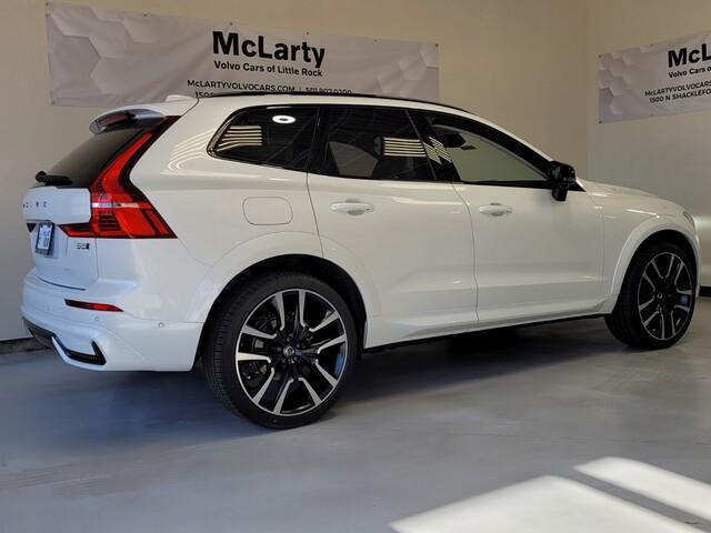 new 2025 Volvo XC60 car, priced at $61,330