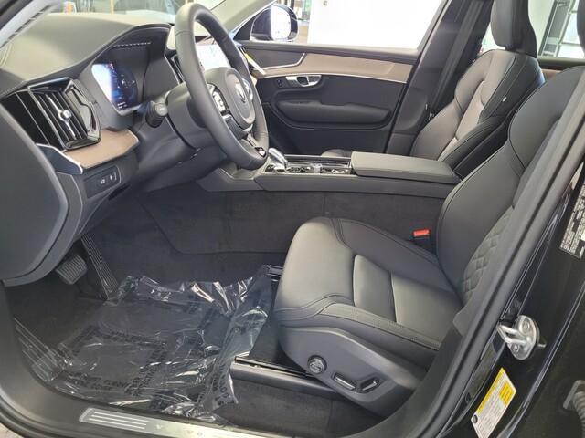 new 2025 Volvo XC90 Plug-In Hybrid car, priced at $75,235