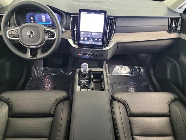 new 2025 Volvo XC90 Plug-In Hybrid car, priced at $82,405