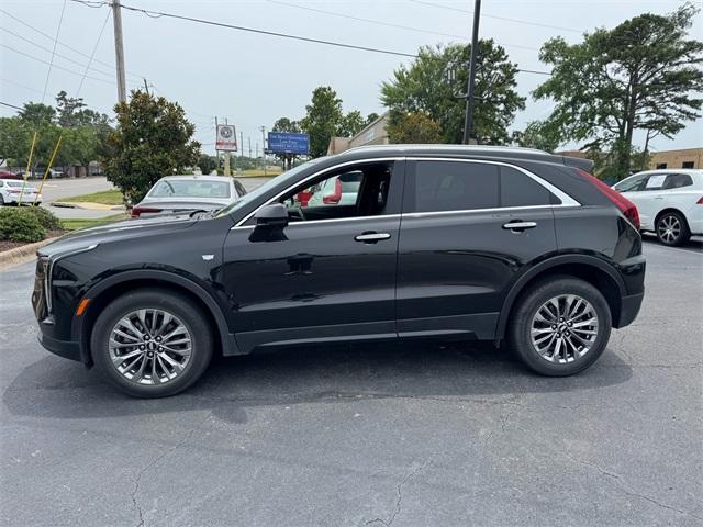 used 2025 Cadillac XT4 car, priced at $41,990
