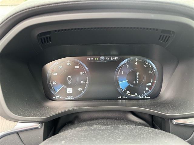used 2021 Volvo XC60 car, priced at $34,890