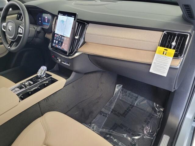 new 2025 Volvo XC90 Plug-In Hybrid car, priced at $78,805