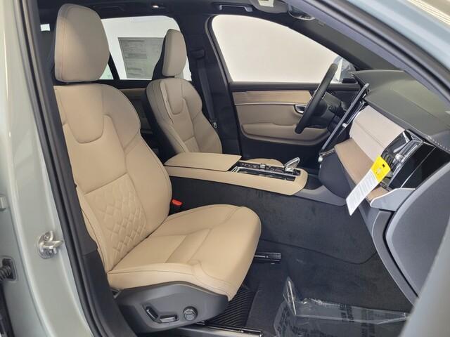 new 2025 Volvo XC90 Plug-In Hybrid car, priced at $78,805