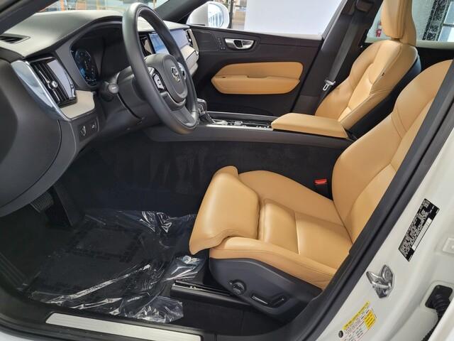 used 2020 Volvo XC60 car, priced at $27,490