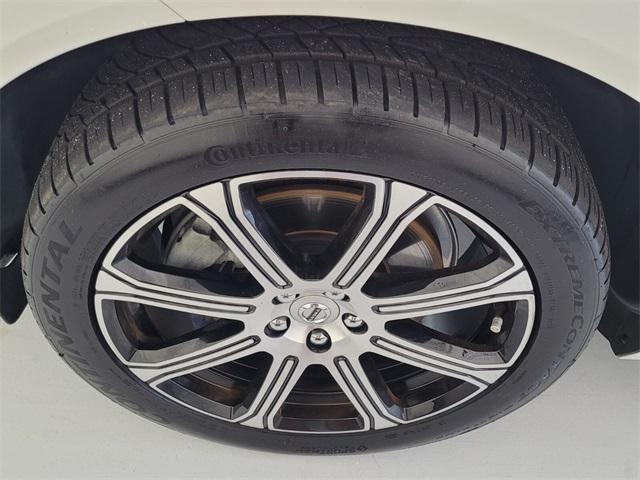 used 2020 Volvo XC60 car, priced at $28,790