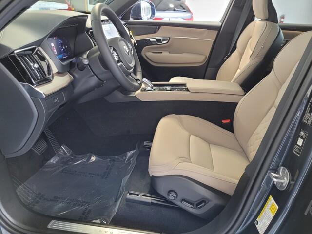 new 2026 Volvo XC90 car, priced at $71,825