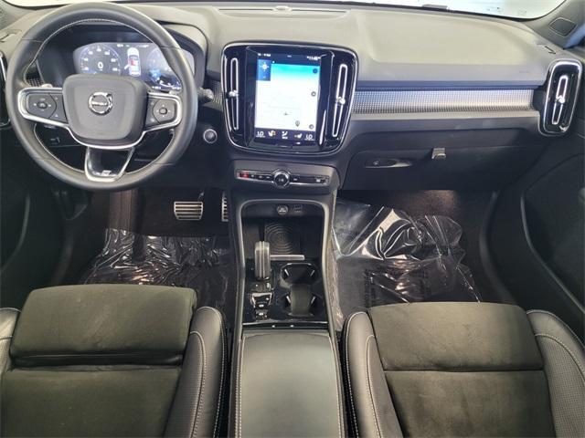 used 2019 Volvo XC40 car, priced at $18,890