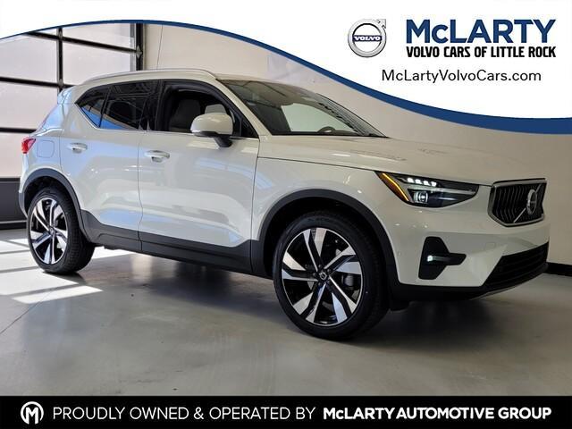 new 2025 Volvo XC40 car, priced at $51,145