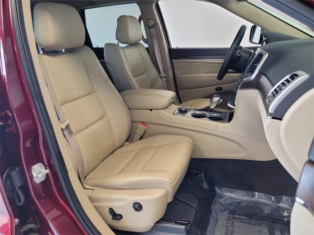 used 2017 Jeep Grand Cherokee car, priced at $18,390