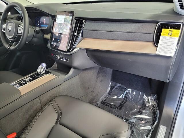 new 2025 Volvo XC90 Plug-In Hybrid car, priced at $75,935