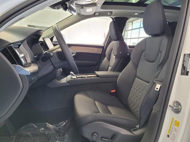 new 2025 Volvo XC90 Plug-In Hybrid car, priced at $75,935
