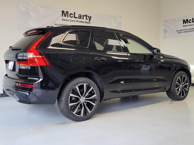 new 2025 Volvo XC60 car, priced at $55,335